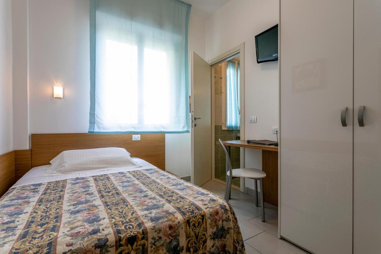 Hotel Baya - In Centro, Sul Mare Milano Marittima Exterior photo